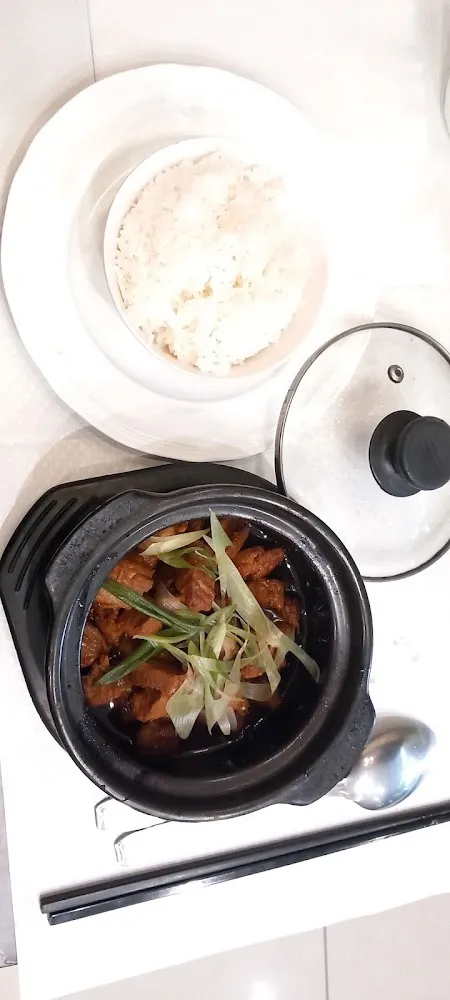 Travers de Porc Et Riz Blanc